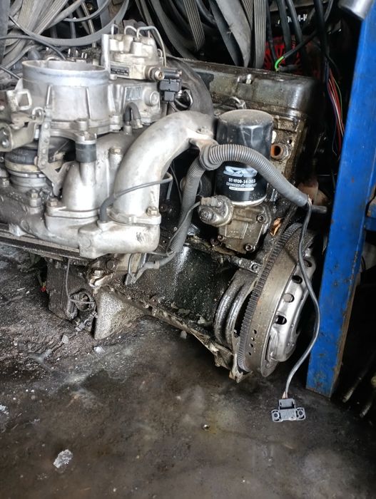 102 мотор на mercedes 2.3