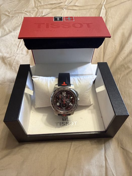 Часовници Hamilton и Tissot мъжки