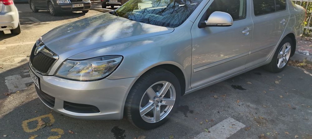 Schimb Skoda Octavia 2 1.6 tdi cu Dubă
