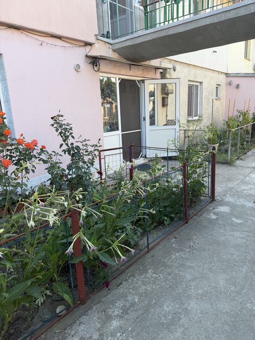 Apartament  2 camere la Barbosi