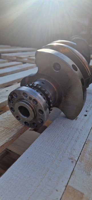 Стандартен колянов вал за Ауди А8Д4 3.0 tfsi с код на мотора CTUB