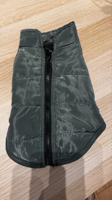 Дрехи за малко куче