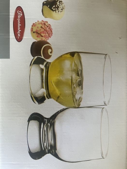 Продам стаканы.