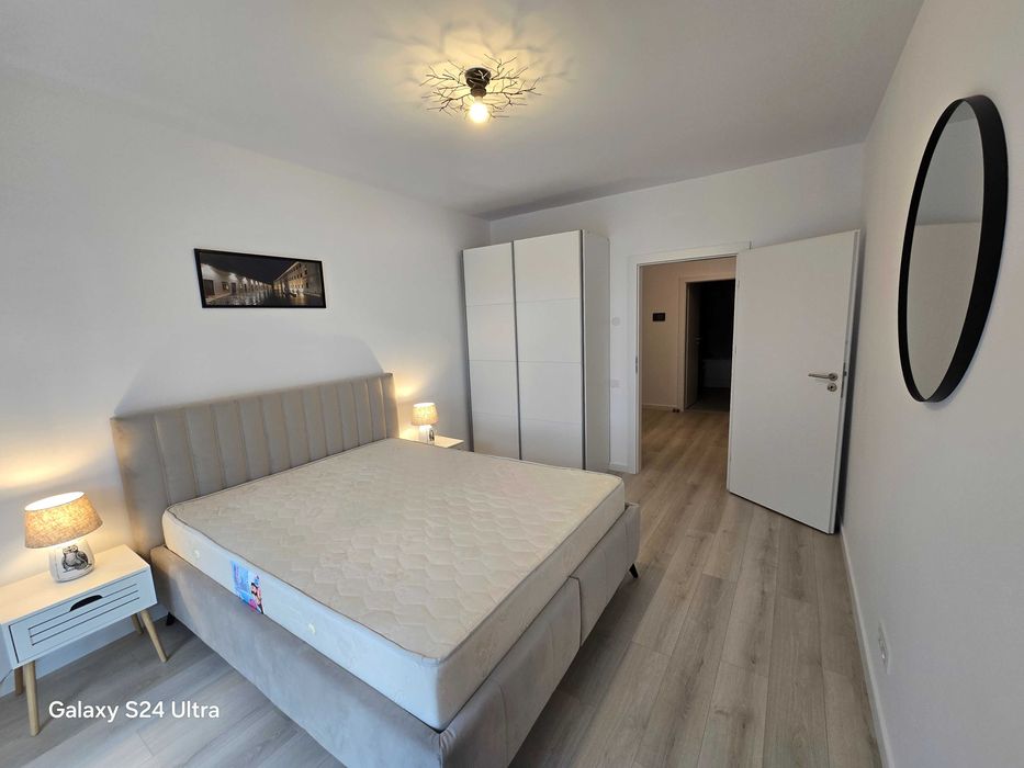 Inchiriere apartament cu vedere la Cetate, cu loc de parcare subteran