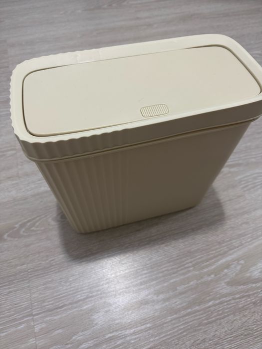 Сенсорное мусорное ведро