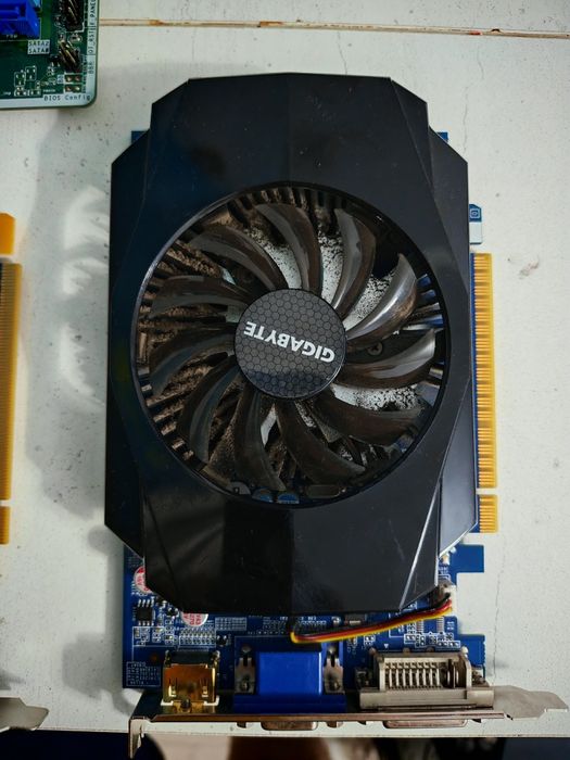 Системный блок и видео карта