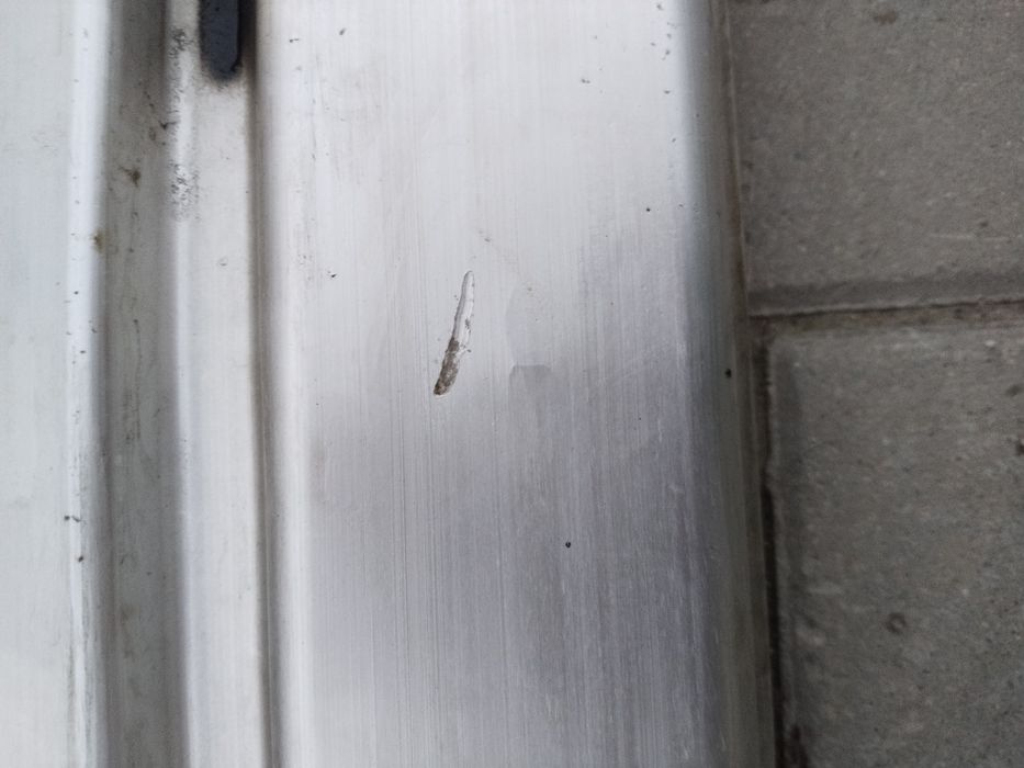 Усилитель заднего бампера e34 540i