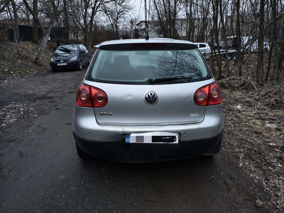 Volkswagen Golf 5 Benzina