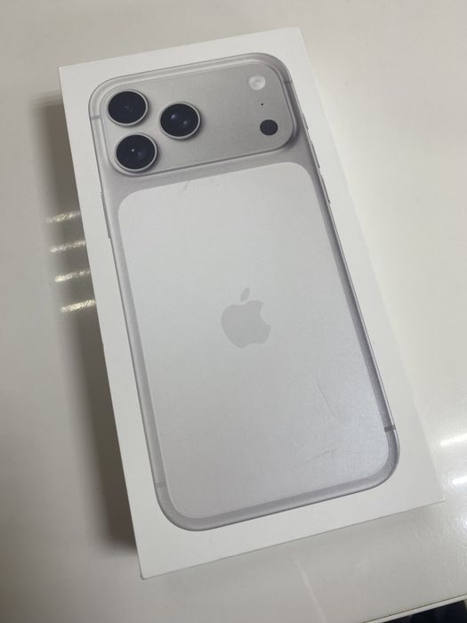 Apple iPhone 17 pro max 256 EAC