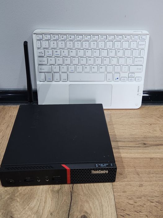 Lenova ThinkCentr DDR4  INTEL