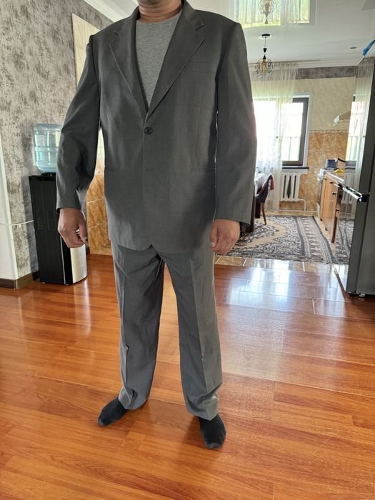Костюм мужской серый