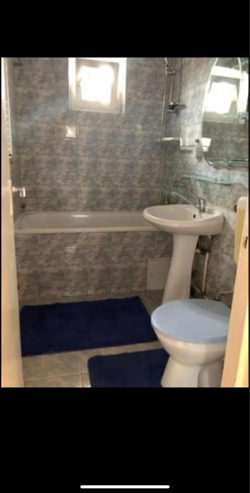 Inchiriez apartament 2 camere
