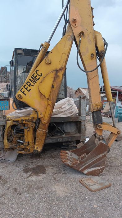 Экскаватор погрузчик 3в1 Фермег английский