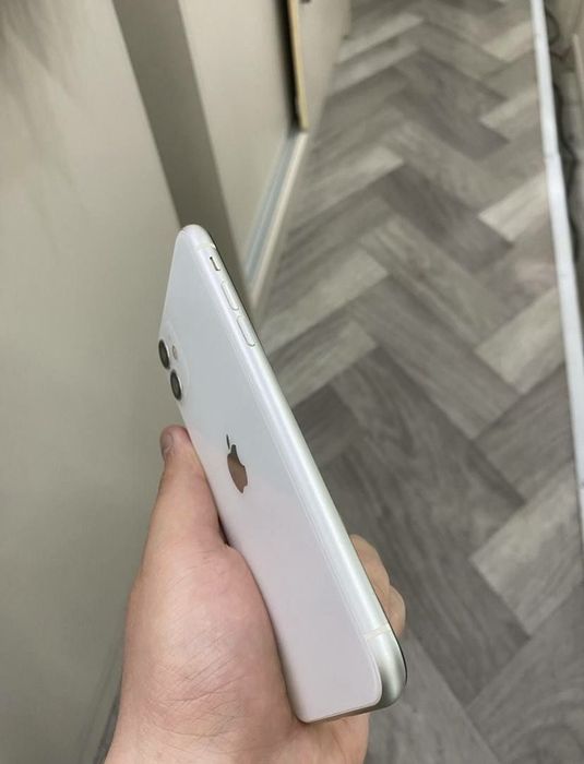 iPhone 11 64Gbli ideal sostayaniyada