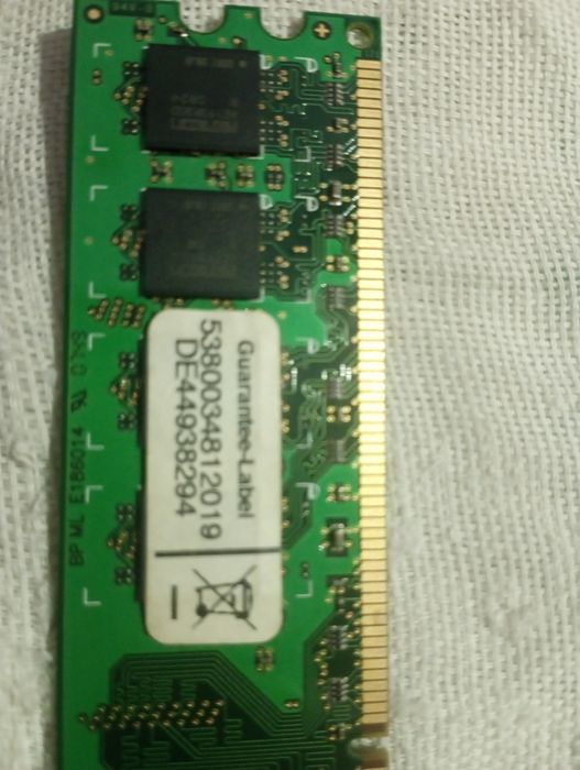 Рам памет DDR2-667 2 броя и Intel mc 06 420 1.6 ghz