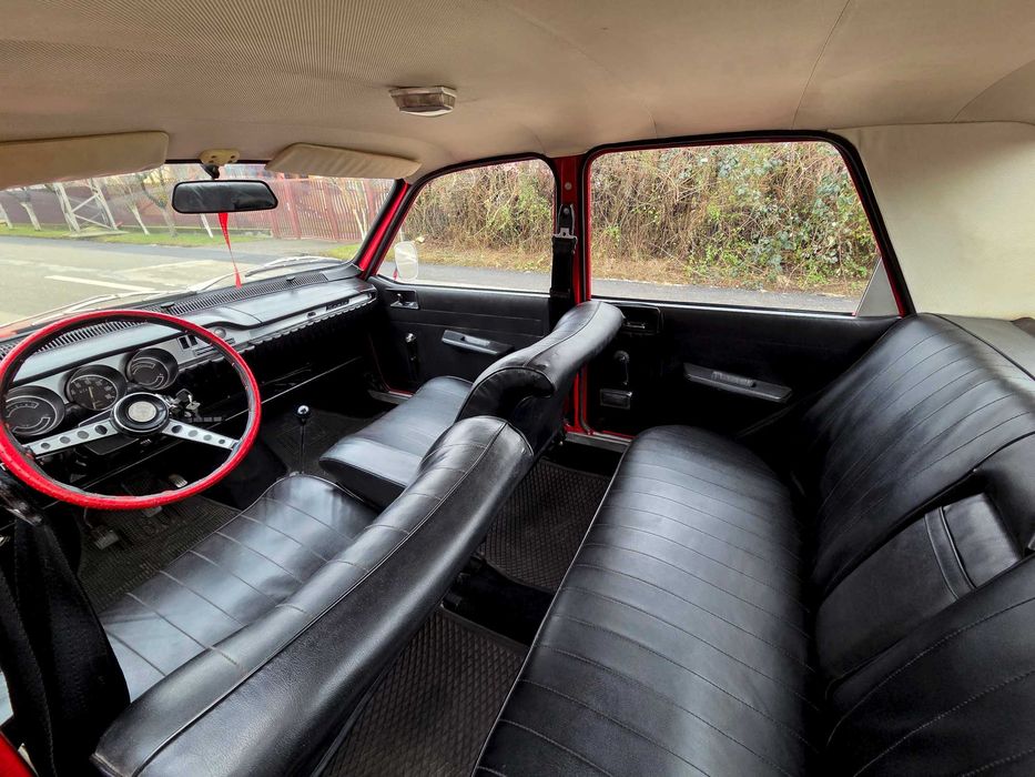 Dacia 1300 din 1972 culoare Rosu 27