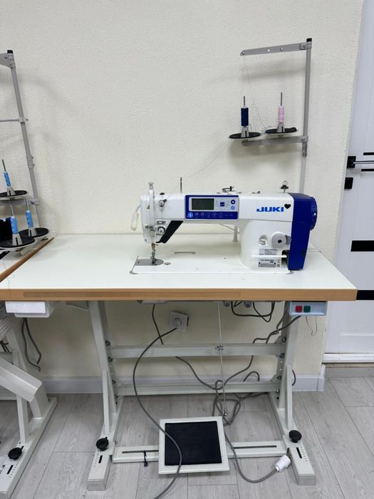 Промышленная машинка JUKI