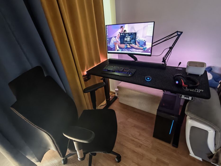 Scaun de birou EFG. (400€ nou)