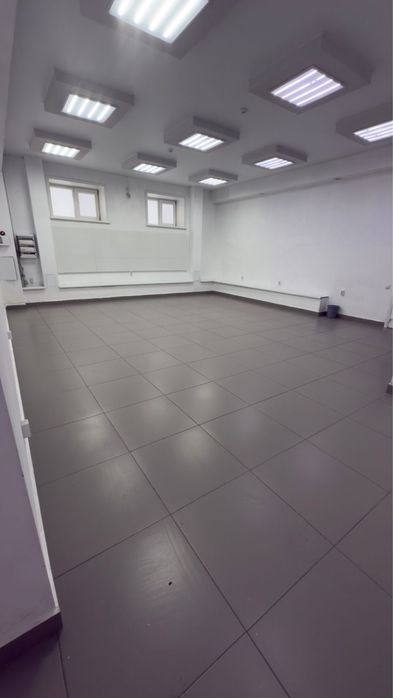 Сдам коммерческое помещение