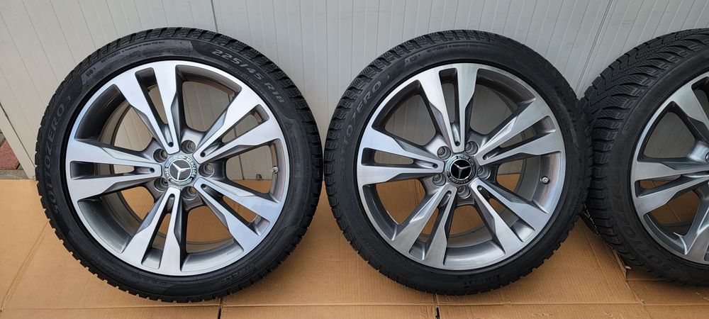 Jante 18- 2 latimi originale mercedes c class a class CLA fara anvelop