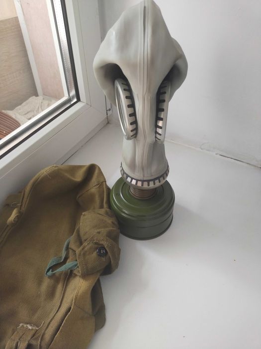 Противогаз продам