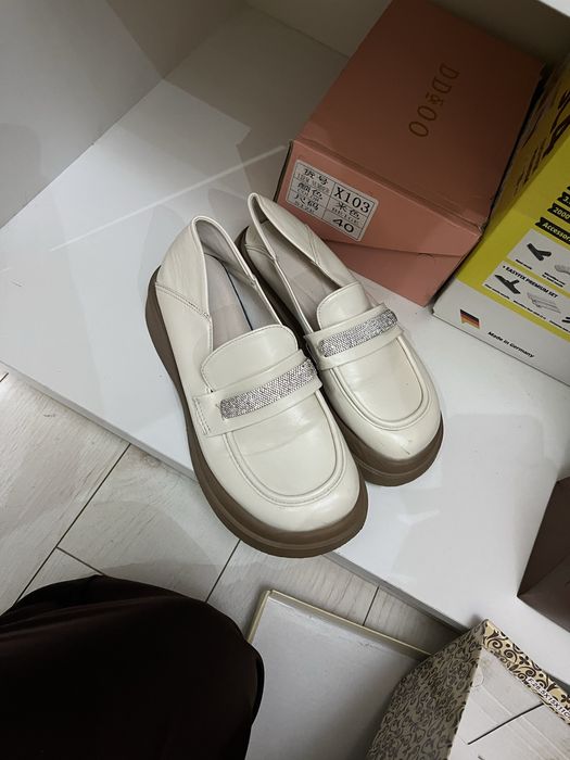 Обувь женская бежевая