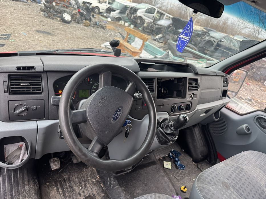 Ford transit 2.2 дизел 2011 Г само на части