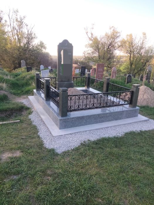 Памятники кок тас ескерткиштер