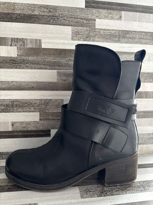 Cizme/ botine marimea 37, Tino