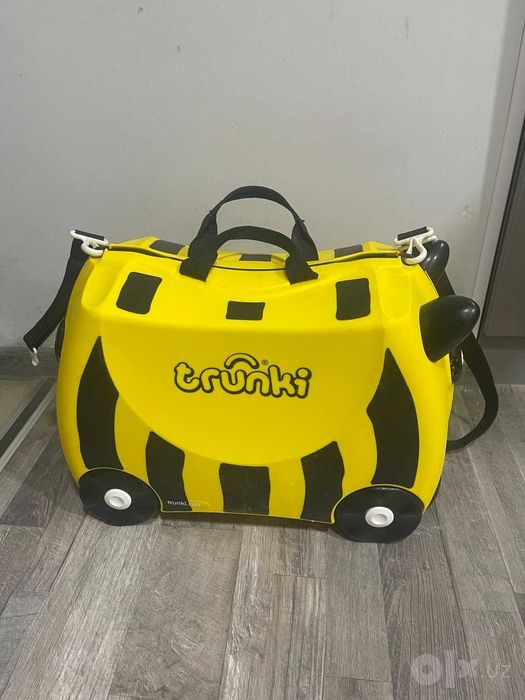 Детский чемодан trunki