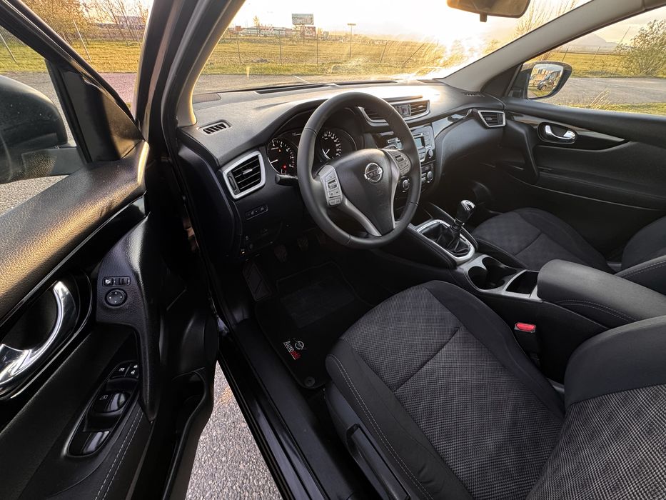 Nissan qashqai 1.2 benzina/jante / semzori parcare