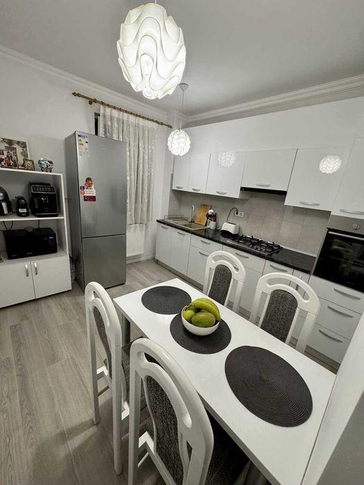 Apartament cu 2 camere de inchiriat strada PARIS