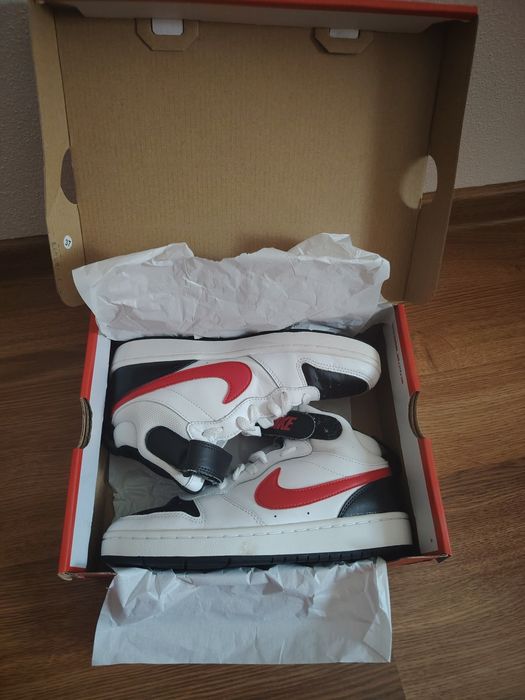 Vând adidași Nike, mărimea 36,5