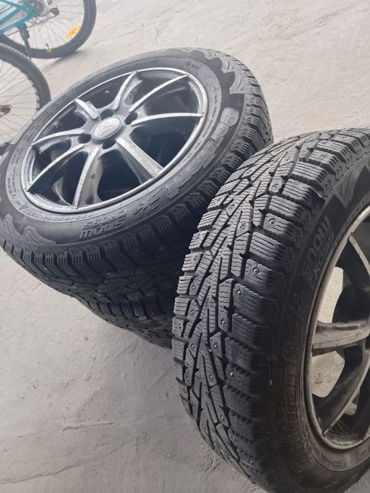 Продам комплект колес
