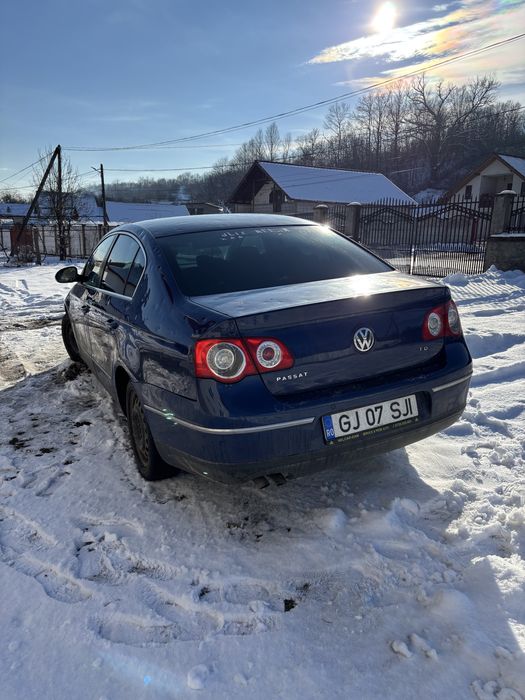 Vand passat b6 1.9D an 2007 sau schimb cu bmw e46 1300€