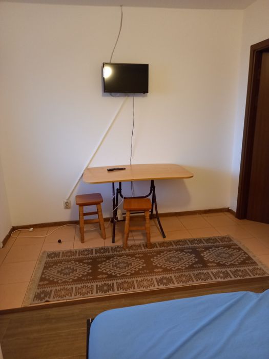 Caracal Garsoniera de inchiriat pt. 1 băiat   la casa la Târgul nou