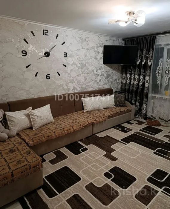 Продам диван срочно за 50.000тг, 4м длина