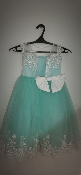 Срочно продам Платье бальное