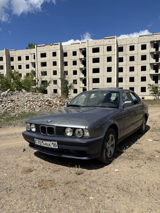 Продам BMW E34 520i vanos 2l, в хорошем состояний