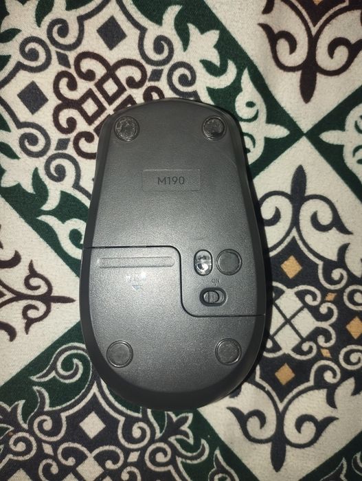 Беспроводная мышь LOGITECH M190