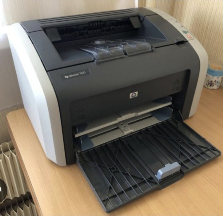 Продам 2 принтера HP LaserJet 1010