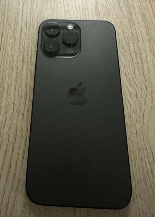 Iphone 14 pro max: Baqlajon rang.