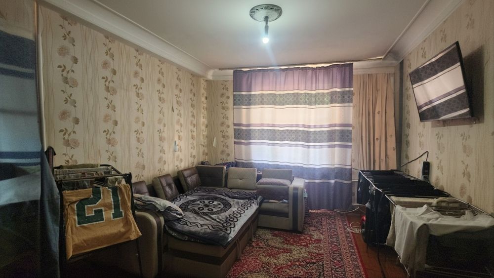 Срочно продаётся квартира в центре Чирчика