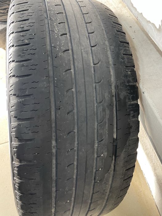 Продам резины на R19/235/50