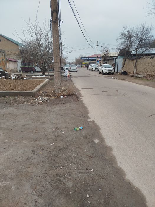 Продам под строительство 2сотых землю