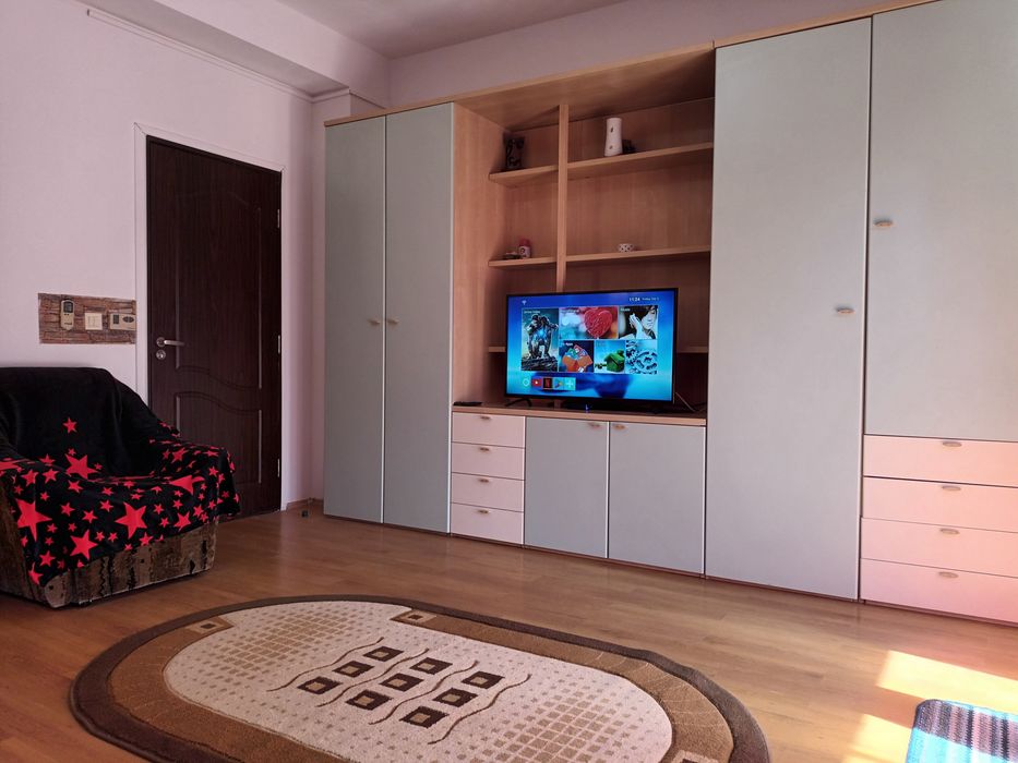 Închiriez ap.2 camere 72 mp. în Militari Residence cu loc de parcare — fotografia 2