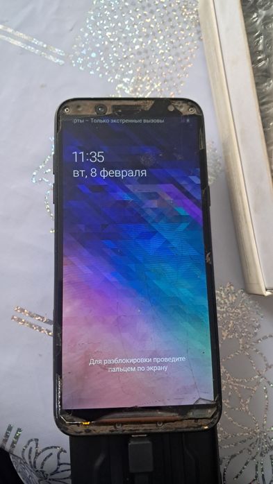 Продам телефоны на запчасти