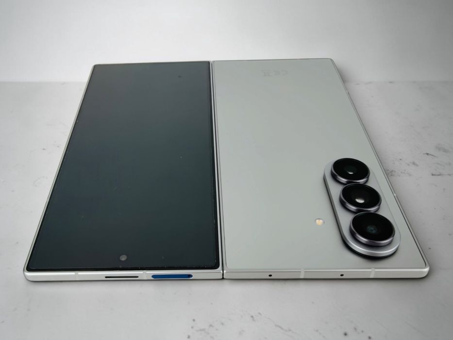 Samsung Galaxy Z Fold 7 5G 256GB 12RAM Silver Shadow 75 ЗАРЯДА! Гаранция!