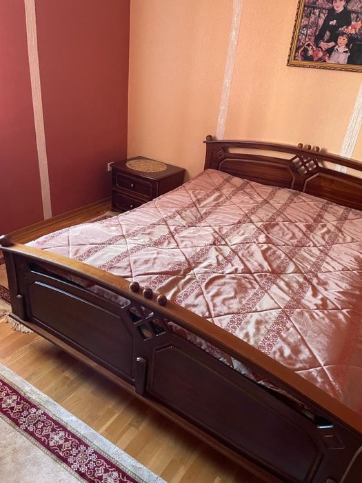 Спальный гарнитур