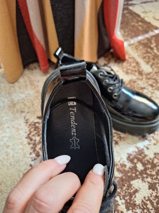 Дамски обувки Алесиа, Tendenz, Adidas